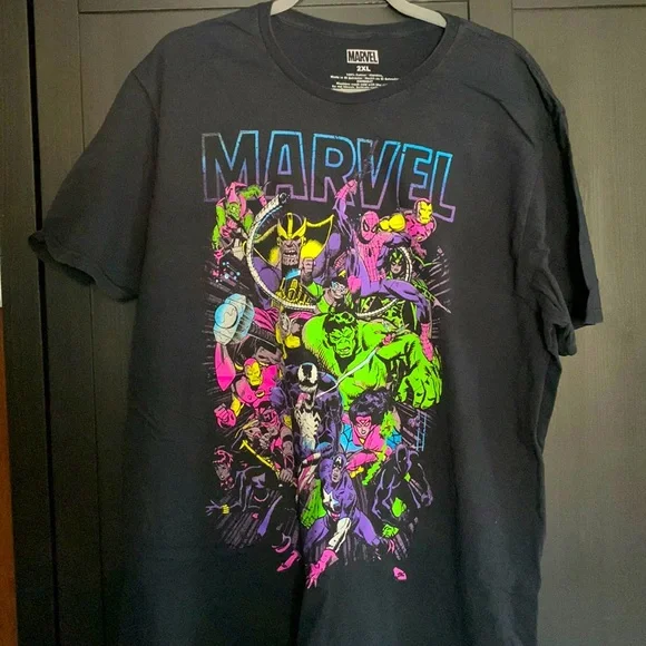Marvel t-shirt - Picture 1 of 3